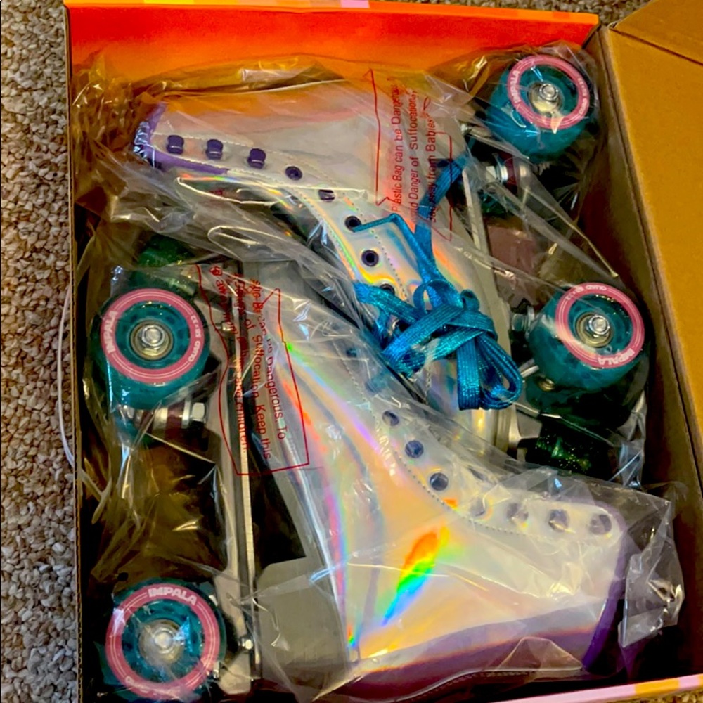 Impala Holographic skates